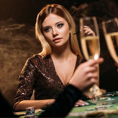 Poker Face: Rahasia Mengendalikan Emosi untuk Sukses dan Keunggulan Pribadi